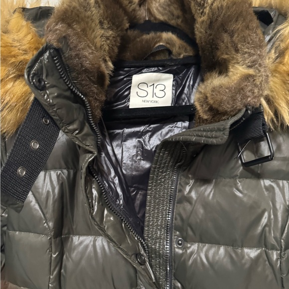 S13 Brand Women's Olive Green Puffer Jacket with Faux Fur Hood - Picture 3 of 7